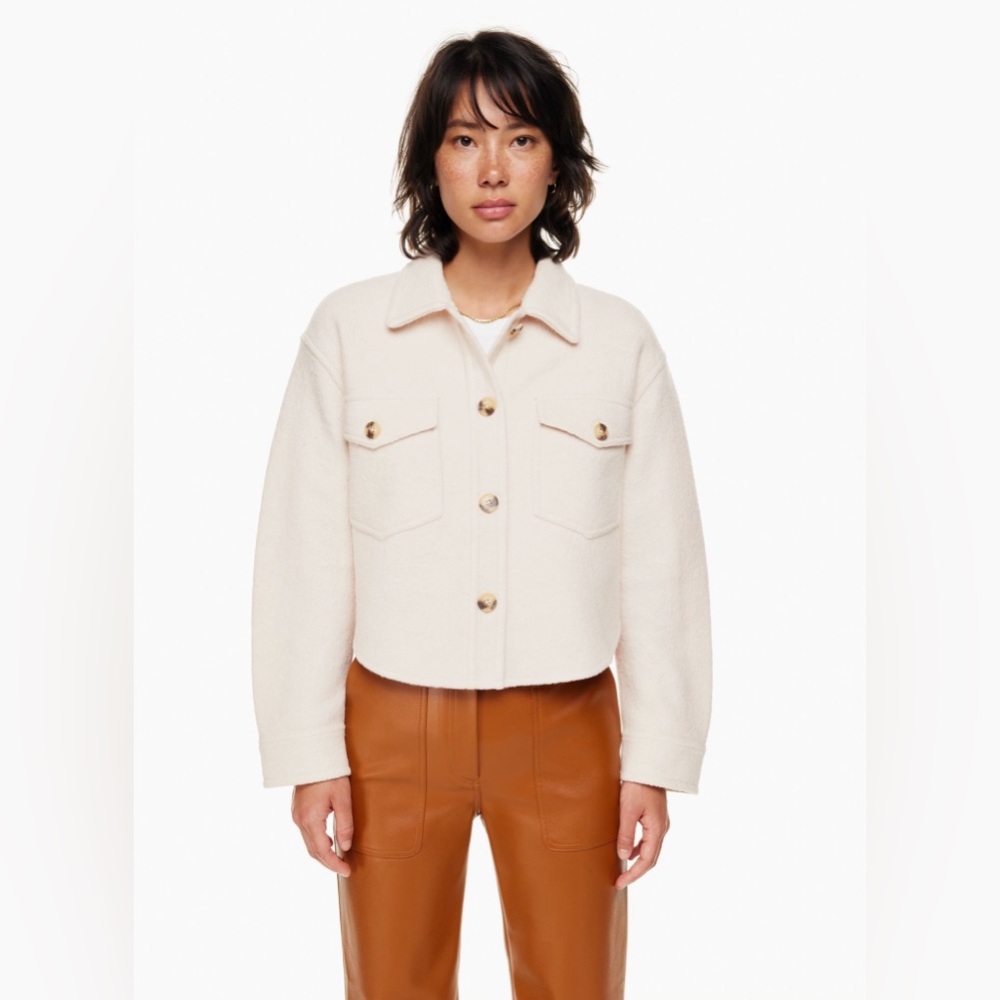 Aritzia Wilfred Free Ganna Cropped Shirt Jacket in Black (S)
